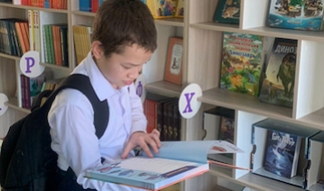 Книги в подарок для библиотеки школы №123 Академического района Екатеринбурга